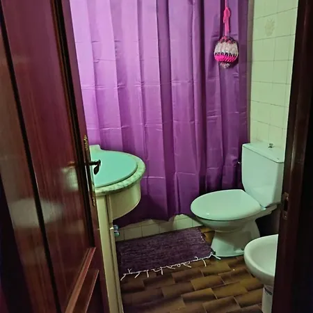 Con Bano Propio * Μπιλμπάο